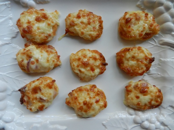 cheese canape
