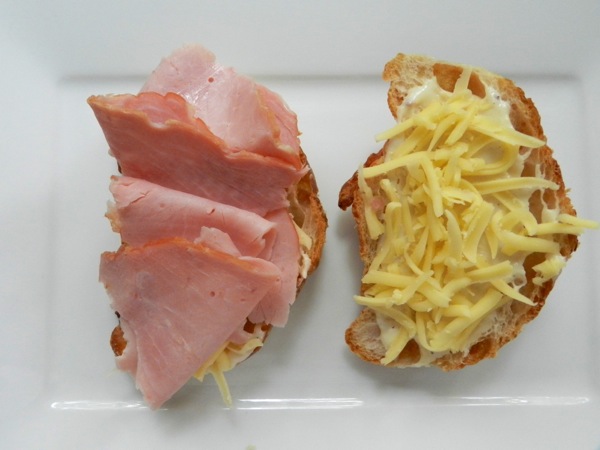ham and gruyere croissant 
