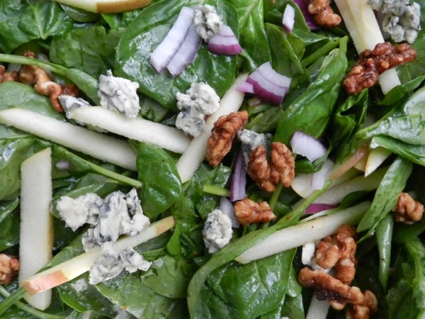 spinach salad with fig preserves 