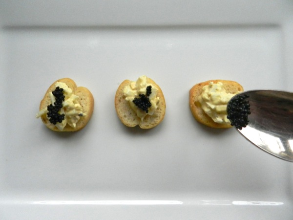caviar toasts