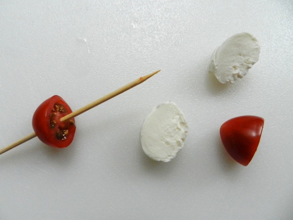 caprese skewer