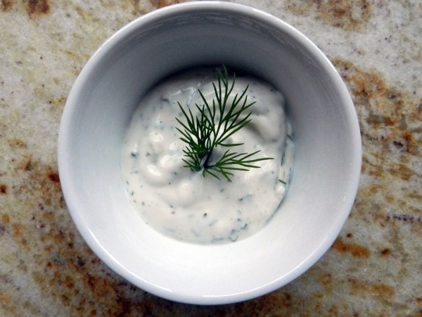 yogurt dill sauce