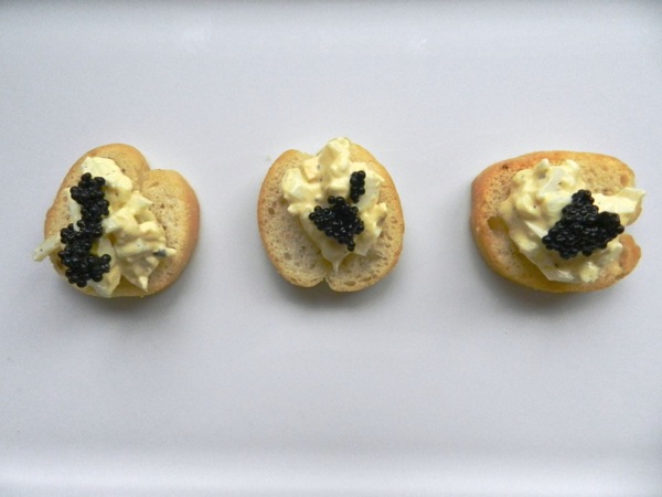 caviar toasts