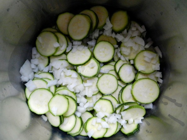 cold curried zucchini soup